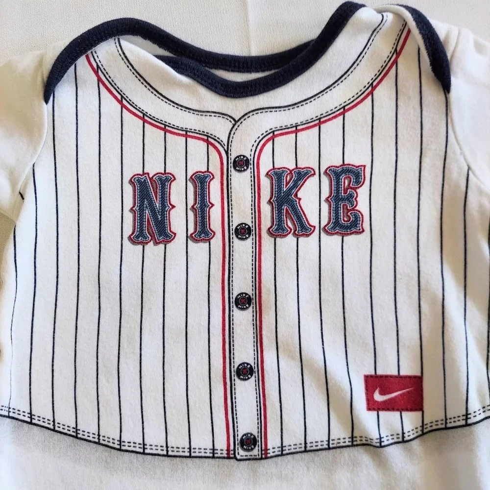 Nike Baseball Baby One Piece Bodysuit Top 6M 9M Boys White Navy